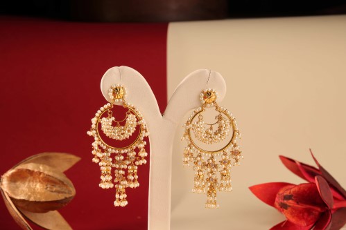 Gold chains and bangles at JJ Jewellers
